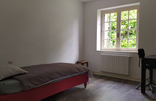 Pledeliac House | Large farmhouse in the countryside, quiet and cosy