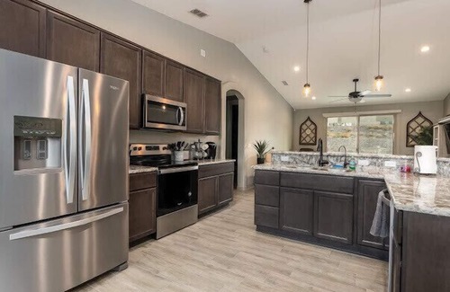 Lake Havasu City House | Large Flat Driveway 3/2, Quiet Street , Pool Heater/Chiller optional