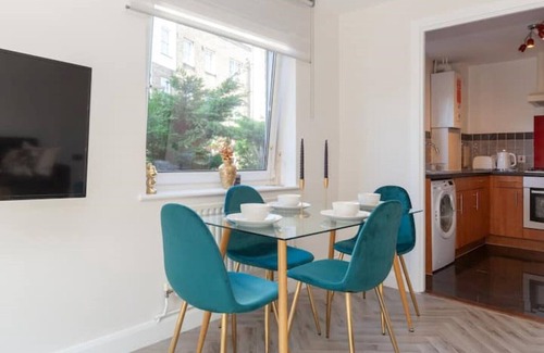 Wandsworth Apartment | Large flat in Battersea close to Chelsea