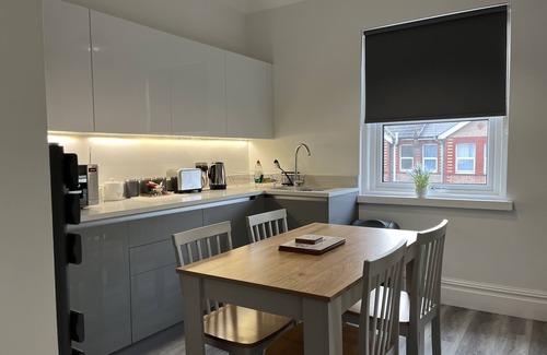 Boscombe Apartment | Large four bedroom home in Bournemouth n