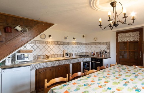 Fougerolles-Saint-Valbert Cottage | Large family home in nature, near Vosges - WIFI, parking