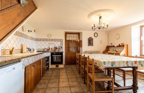 Fougerolles-Saint-Valbert Cottage | Large family home in nature, near Vosges - WIFI, parking