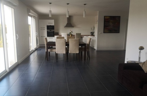 Saint-Genies-de-Fontedit Villa | Large private villa pool