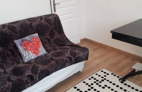 Saint-Martin-d'Heres Apartment | Large, fully-equipped apartment close to the mountains