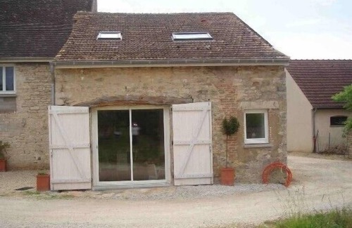 Sainte-Marie-la-Blanche House | Large gîte near Beaune