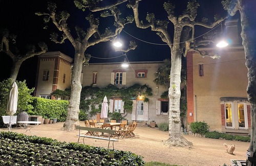 Pralong House | Large gîte between Auvergne and Forez heated swimming pool tennis court