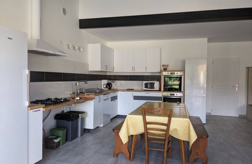 Surgeres Cottage | Large gîte for 11 people, 5 bedrooms, near La Rochelle