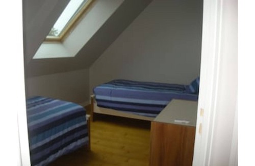 Saint-Broladre House | Large Gite 16/20 people, Le Noisetier
