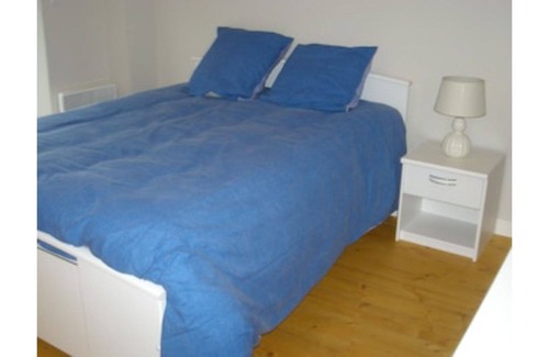 Saint-Broladre House | Large Gite 16/20 people, Le Noisetier
