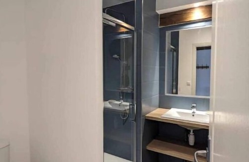 Crisenoy House | Large gite for rent -12 people