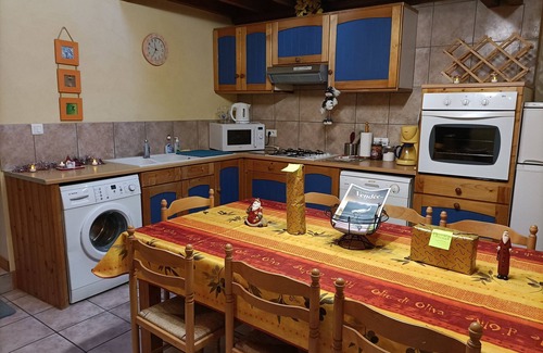 Corpe Cottage | Large gîte for up to 9 people, with swimming pool