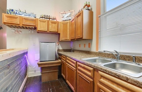 Saint Claude House | Large Group Bywater House