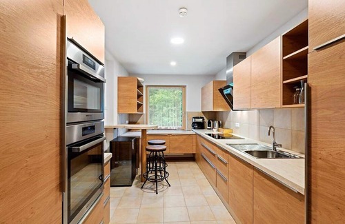 Rangersdorf House | Large group house with cosy bar and large garden