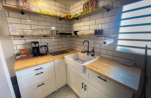 Sabana Abajo House | Large Group Stay for 15 Near Beaches & Airport