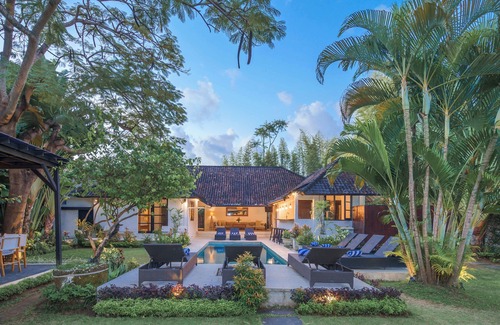 Petitenget Villa | LARGE GROUPS, 10 BDR, NR BEACH, GREAT INCLUSIONS