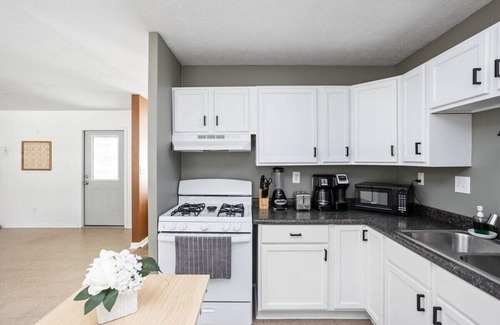 Noblesville House | Large Groups, Grand Park, Noblesville Home