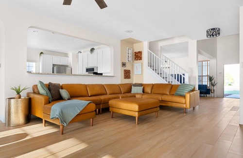 Morningside Meadows House | Large Groups House - Heated Pool+Hot Tub - Fiber