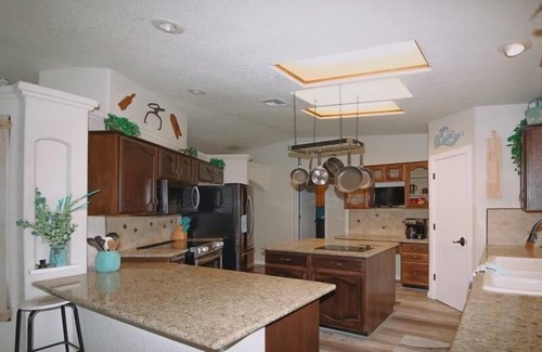 Lake Havasu City House | Large heated pool and hot tub! 2 King Rooms. Lake View!