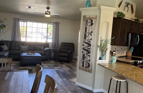 Lake Havasu City House | Large heated pool and hot tub! 2 King Rooms. Lake View!