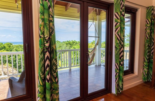 Palmetto Bay Villa | Large Hill Top Villa with Stunning Sea Views