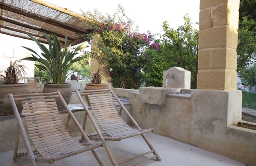 Marsala Villa | LARGE HISTORICAL VILLA BETWEEN THE SEA COAST AND THE VINEYARDS - Wi-Fi