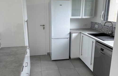 Saint-Meloir-des-Ondes House | Large house - sleeps 8 - Jacuzzi - near St Malo - 5 mins from the beach
