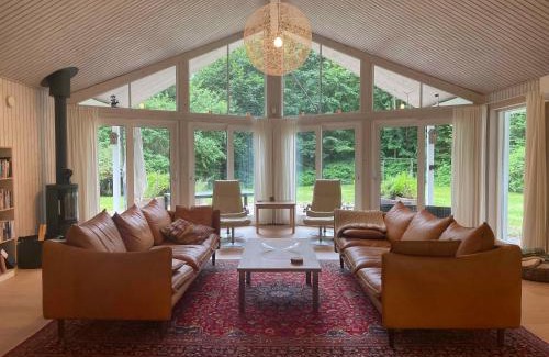 Tikob House | Large Holiday Home Close To Nature
