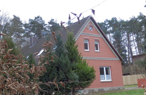 Glusingen House | Large holiday home for 2 to 6 people, with WiFi