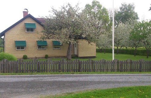 Vaggeryd House | Large holiday home with beautiful nature near the lake with a boat and its own jetty