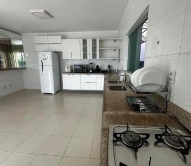 Parque Verde House | Large Home in Gated Community for COP30, 5 Suites, 480 m2, Green Ville I