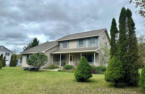 Great Valley House | Large Home In Great Valley