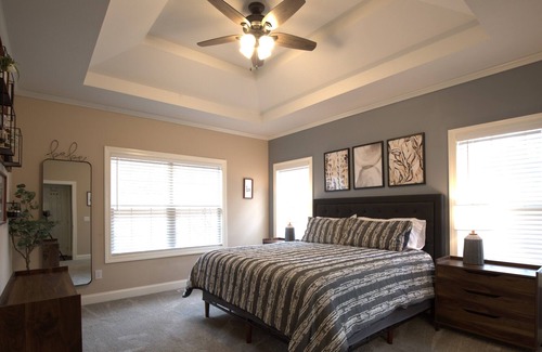 Blue Springs House | Large Home in KC Metro by RestMidwest
