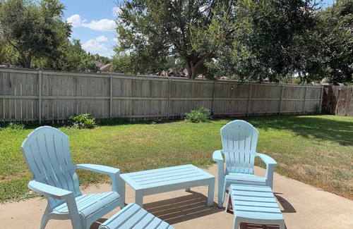 Taylor House | Large home in Taylor, Texas. Stay for a while. Community pool and playground