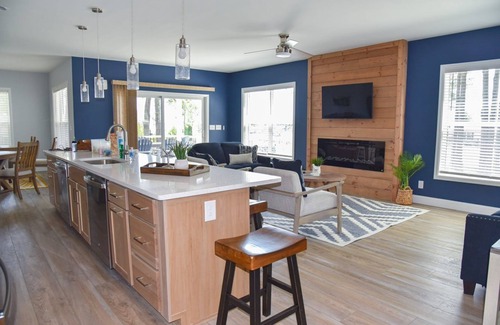 Rehoboth Beach House | Large home-marina, beach, pools