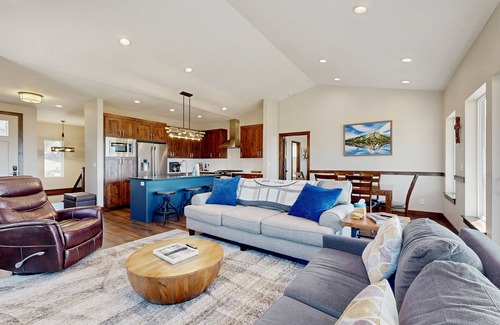 Wolf Creek House | Large home near Powder Mountain - private hot tub, amazing views, fireplaces