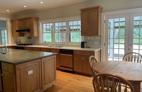 Amagansett North House | Large home on quiet cul-de-sac