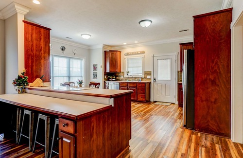 Santa Claus House | Large Home Sleeps 24 in Santa Claus 5 Mins from Holiday World with a Game Room