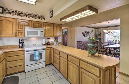 Lakeview House | Large Home w/Games: Walk to Bull Shoal Lake!