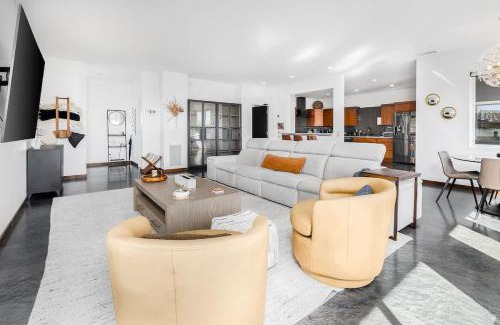 Morro Hills House | Large Home With Sauna