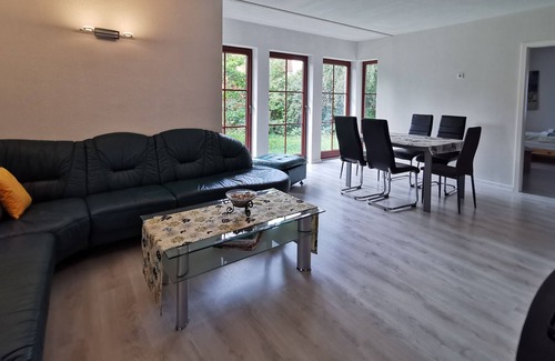 Neuenhagen bei Berlin House | Large house with 5 bedrooms, large garden, S-Bahn connection to Berlin