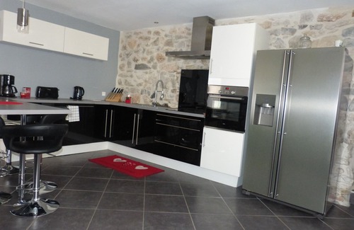 Saint-Remeze House | Large house 8 to 10 people, very comfortable and spacious