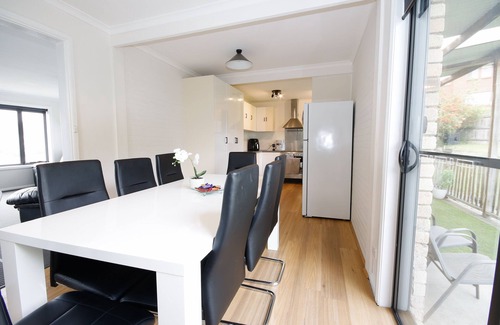Lenah Valley House | Large house, centrally located with amazing views