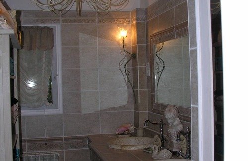 Sernhac Bed & Breakfast | Large house in Sernhac