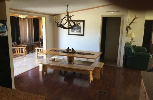 Eagle Nest House | Large House, Lake and Mountain Views ~ Angel Fire Ski Resort