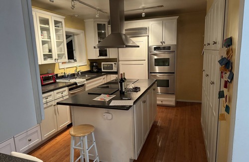 Meridian Hills House | Large House Rental in Historic Area