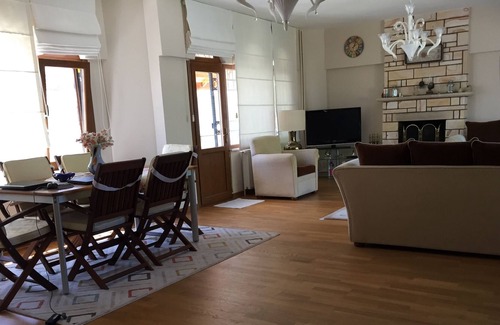 Selimpasa House | Large house right on the beach with guaranteed bathing fun * 45 min. Istanbul City