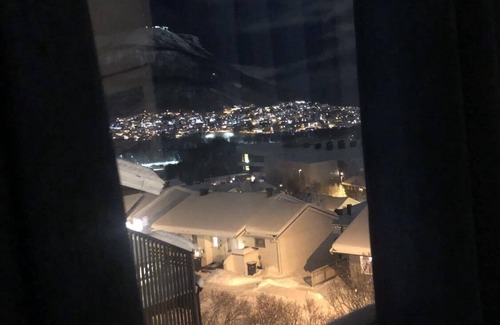 Tromsdalen House | Large house with spectacular views of Tromsø
