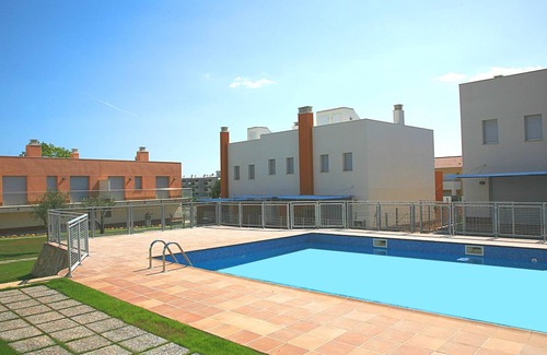 Creixell Villa | Large houses with terrace and pool for 6 people. Ref.via augusta-6