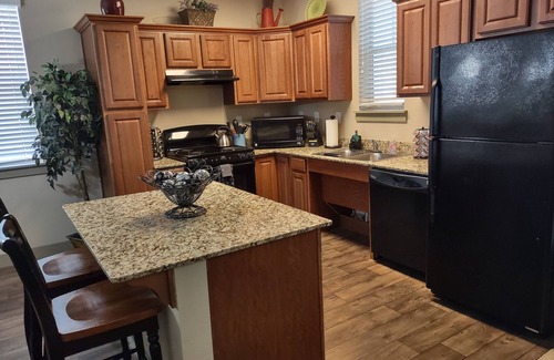 South Jordan Apartment | Large King Suite, Comfy Beds, Hot Tub, Gym, Wi-fi