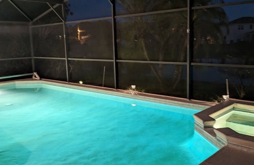 Crescent Lakes Villa | Large Kissimmee Lakeside Villa with South Facing Pool and Spa
